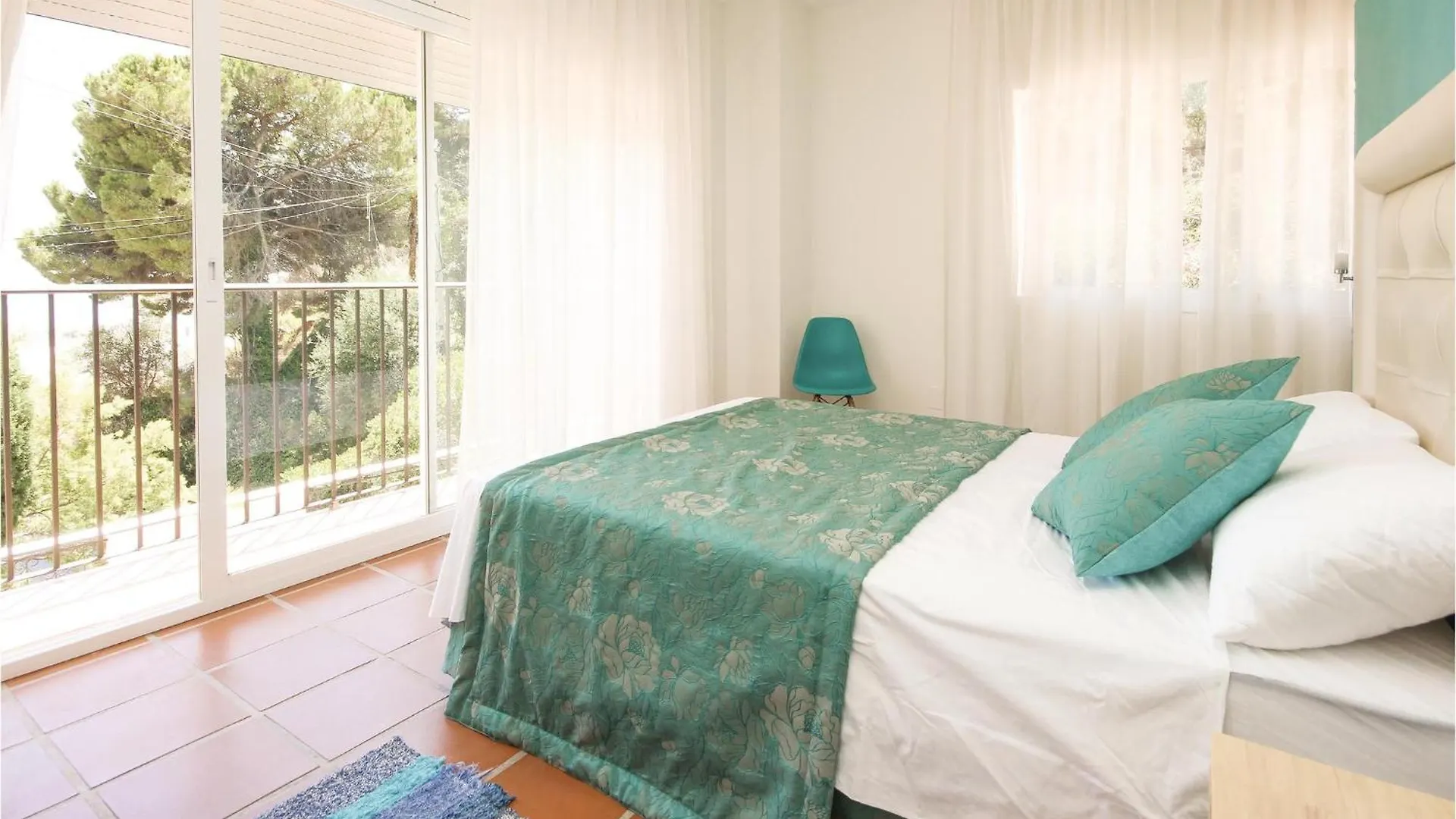 Nice Home In Ojen, Marbella With House Sea View Ojen